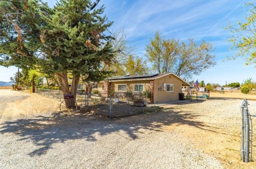5105 Avenue, Lancaster, CA