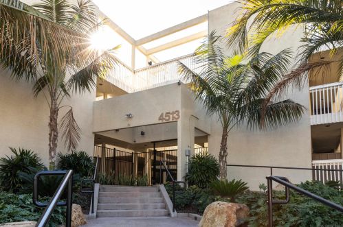 4513 Cove Dr, Carlsbad, CA 92008-4217
