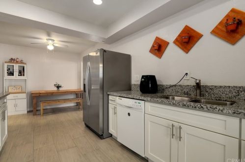 1401 Villa St, Riverside CA  92507-1332 exterior