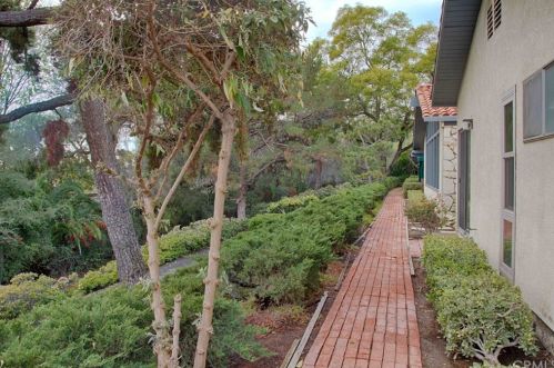 11491 Plantero Dr, Santa Ana CA 92705-3108 exterior