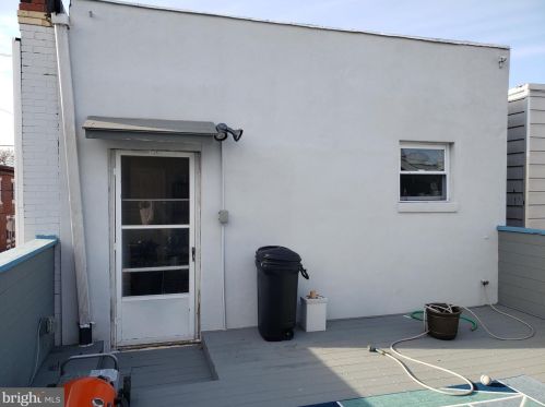 1813 19 St, Philadelphia PA  19146-1438 exterior