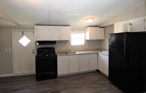 1939 Golden Vicary Dr, Pendleton MO  63383-3231 exterior