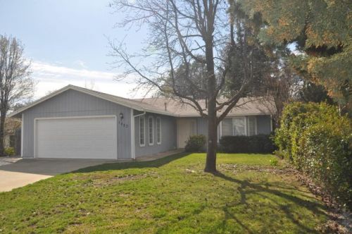 1453 Wingsetter Way, Redding, CA 96003-4575