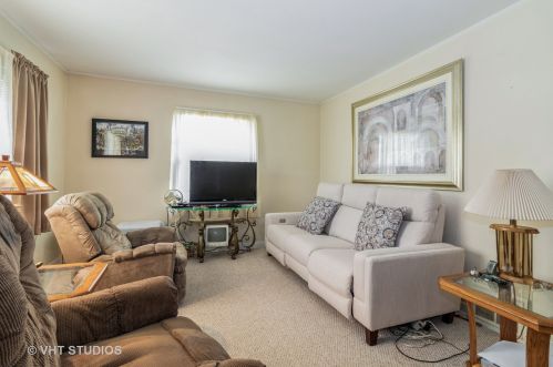 16862 Elm Lane Dr, Tinley Park, IL 60477-2808