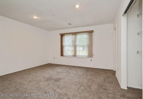 42 Morden Close, East Freehold NJ  07728-3811 exterior