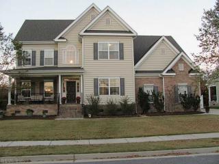 641 Flatrock Ln, Chesapeake, VA 23320-3292