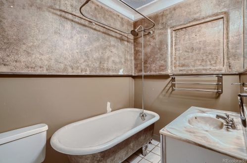 1007 Hazel Ct, Denver CO 80211-4047 exterior