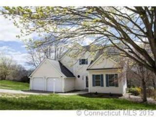 49 Hancock Dr, Mystic, CT 06355-1423