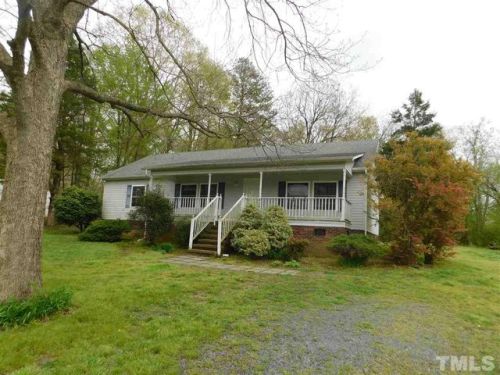 351 Ridge St, Parks Crossroads, NC 27316-9524