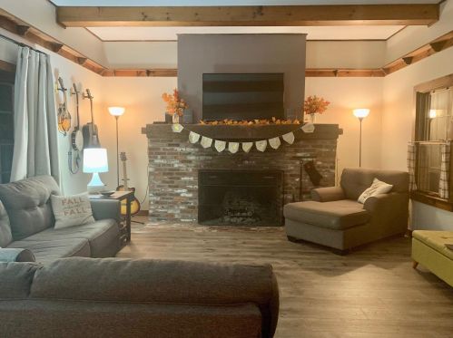 11 Gaffney St, Nashua, NH 03060-3613