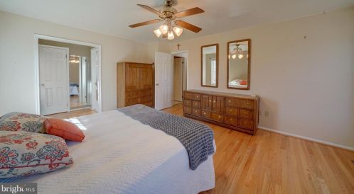 1900 Autumn Ridge Cir, Silver Spring MD 20906-5826 exterior