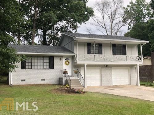6572 Fleming Rd, Morrow, GA 30260-2621