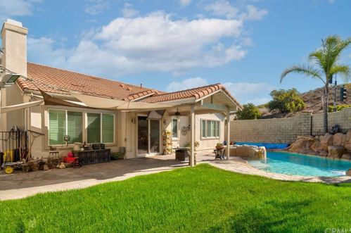 5460 Full Moon Ct, Anaheim CA  92807-4700 exterior