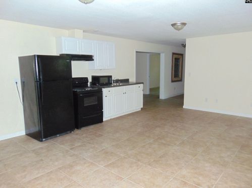 105 Sherrywood Dr, Cayce-West Columbia SC  29169-5409 exterior