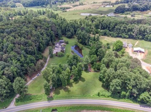 1282 Parker Rd, Big Canoe, GA 30143-5453