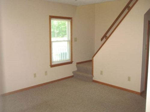 410 School St, Braidwood, IL 60408-1526