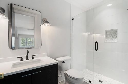 2731 Arden Rd, Atlanta GA  30305-1913 exterior