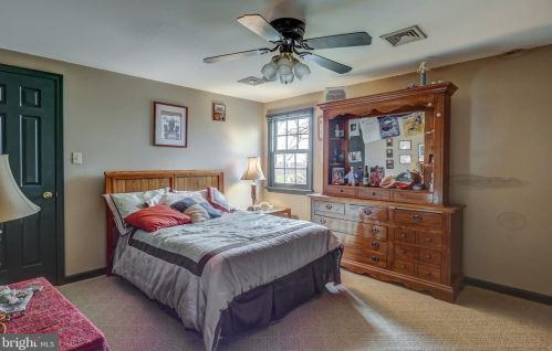 2045 Rockvale Rd, Lancaster PA  17602-1405 exterior