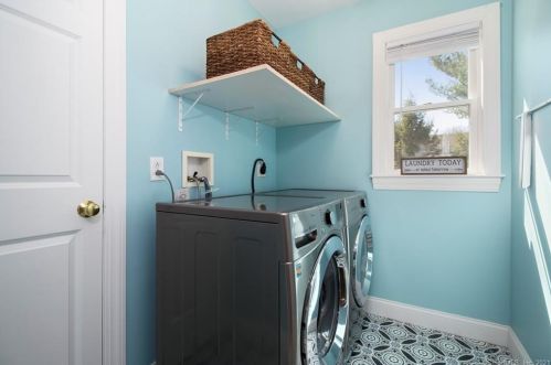 15 Cannon St, Norwalk CT  06851-3823 exterior