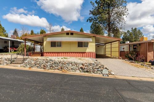 63 Primrose Ln, Grass Valley, CA 95945-7043