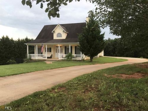 247 Stonebrook Trl, Cleveland, GA 30528-8915