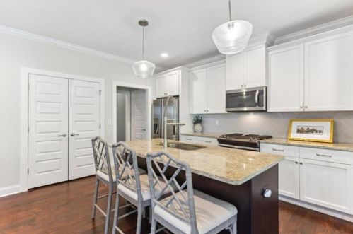 1734 Ellen St, Atlanta GA  30318-2712 exterior