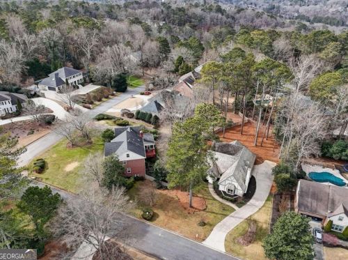 400 Breakwater Rdg, Atlanta GA  30328-1808 exterior