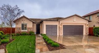 6110 Torrey Pines Ave, Fresno, CA 93723-4025