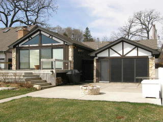 5108 Leeside St, Volo, IL 60050-7764