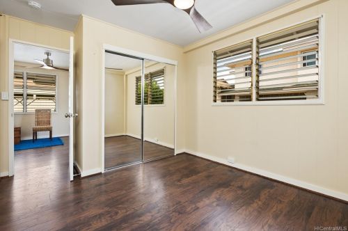 1715 Akina St, Honolulu HI  96819-4076 exterior