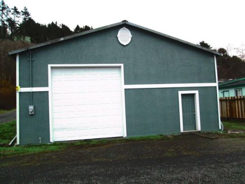 405 55 St, Newport OR  97365-1210 exterior