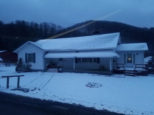 20414 Azen Rd, Damascus, VA 24236-4140