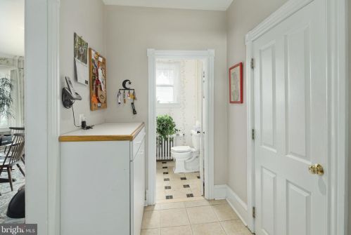 44 Linden Ave, Tavistock NJ 08033-2542 exterior