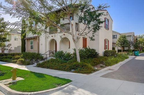 225 Wicker, Irvine CA  92618-1170 exterior