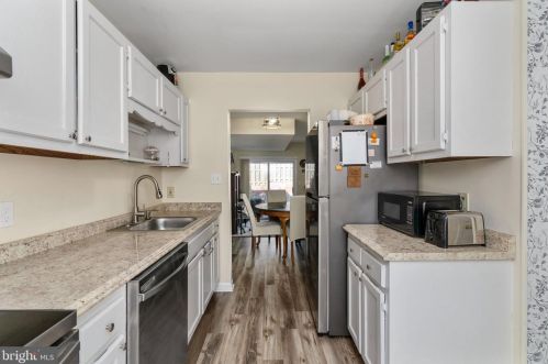 2209 Hamway Dr, Fredericksburg, VA 22407-1379