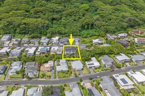 3359 Huelani Dr, Honolulu HI  96822-1276 exterior