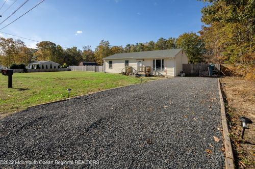 626 Berkeley Ave, Berkeley Township, NJ 08721-3703