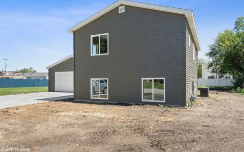 408 23rd Ave, Ottawa, IL 61350-3732