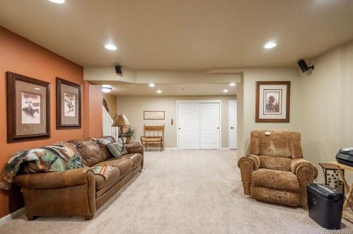 25057 Canal Pl, Aurora CO 80018-1627 exterior