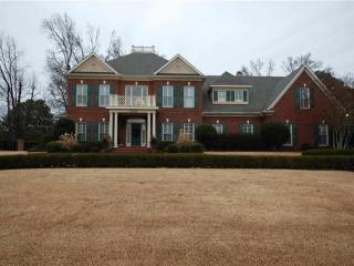 7700 Chapel Ridge Dr, Cordova, TN 38016-7896