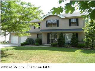 103 Marcy Pl, Oakhurst, NJ 07755-1276