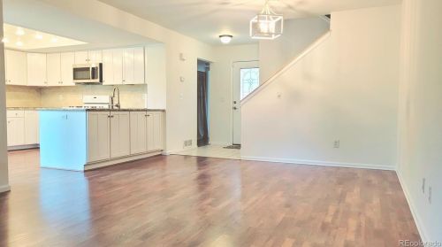 13344 Asbury Dr, Aurora CO  80014-4305 exterior