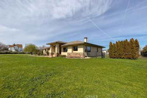 9851 Sterling Creek Ln, Durham, CA 95938-9423