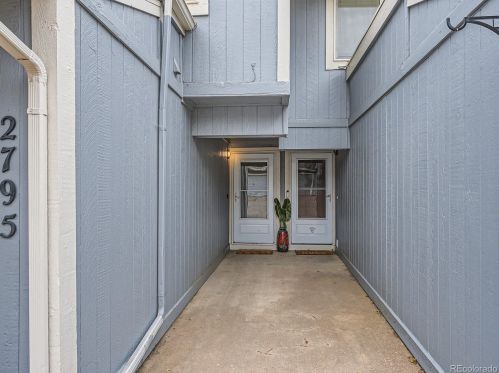 2795 Lansing Way, Aurora CO  80014-3064 exterior