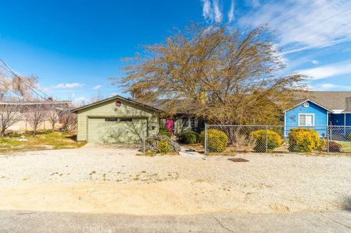 13113 Avenue, Pearblossom, CA 93553-3200