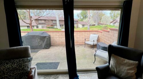 2772 Tropicana Dr, Riverside CA  92504-4220 exterior