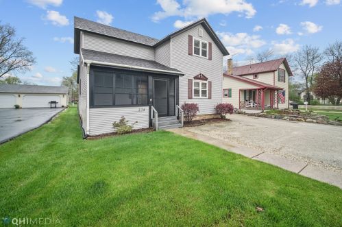 334 Division St, Manteno, IL 60950-1010