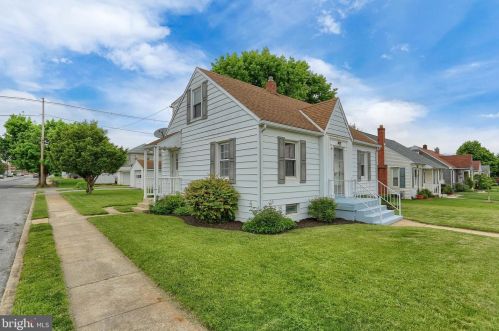 1727 Stanton St, York, PA 17404-5330