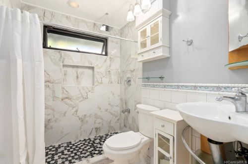 7777 Kalohelani Pl, Honolulu HI 96825-2829 exterior