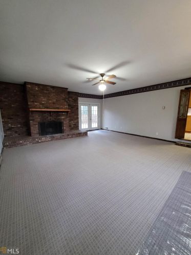 438 Springside Dr, Forest Park, GA 30297-2658